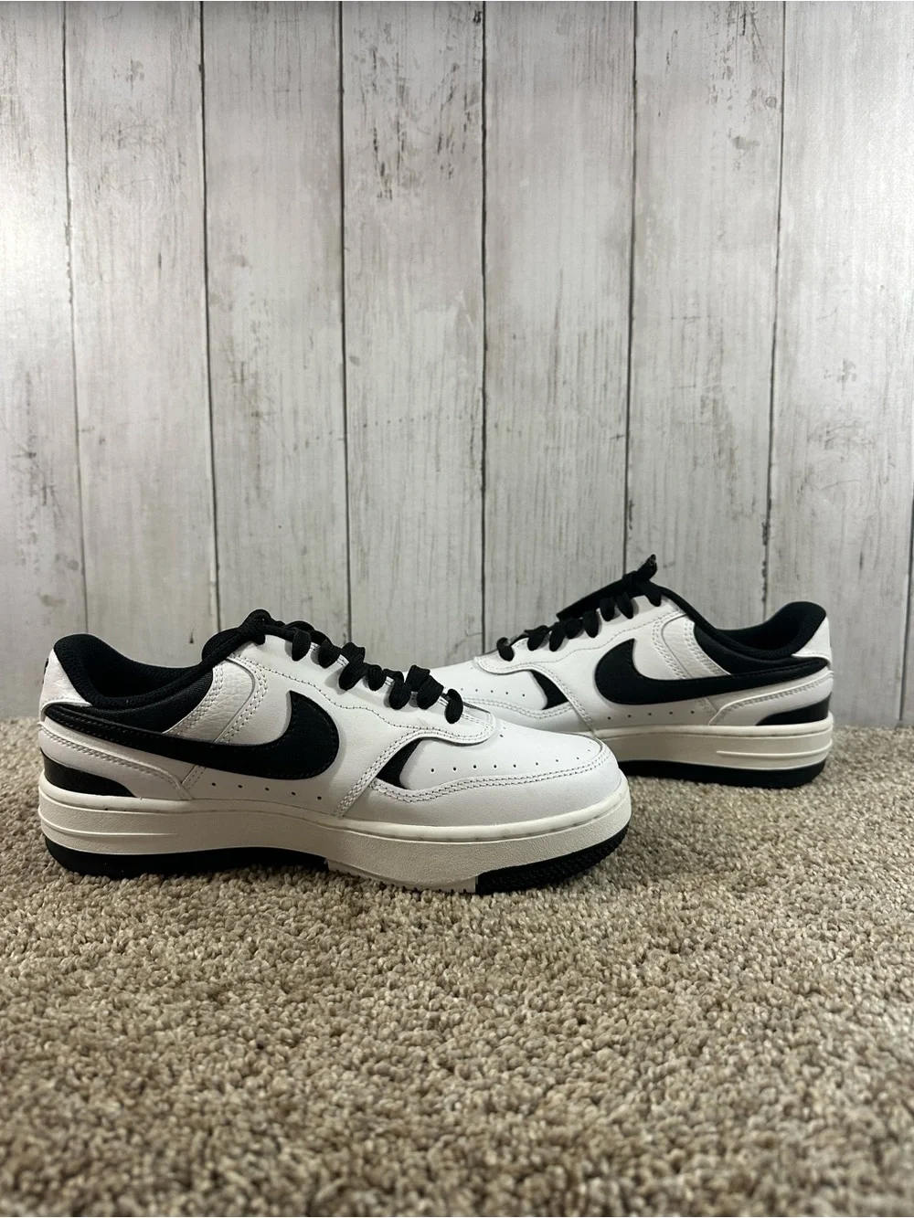 Nike Gamma Force Women’s Size 6.5